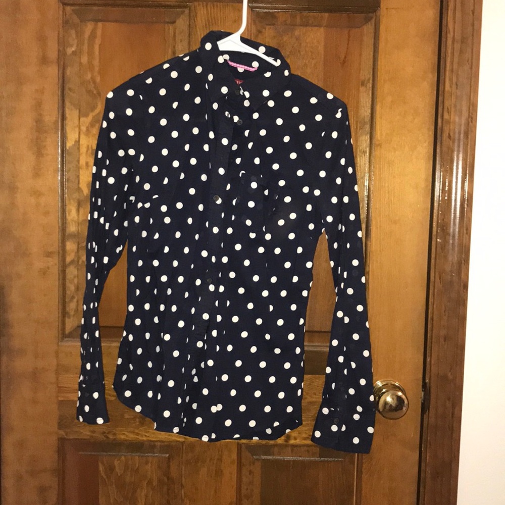 Navy blue/white polka dots button down